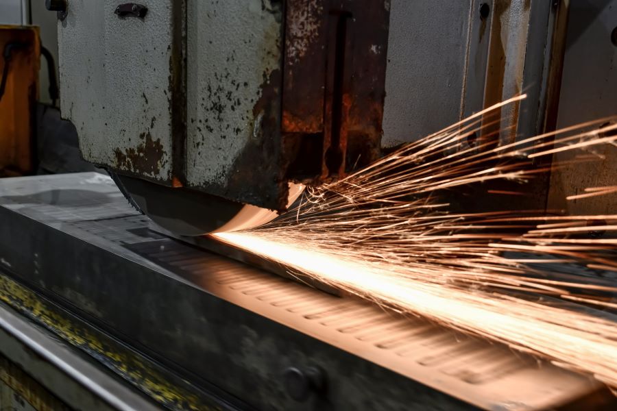 Grinding and finishing services